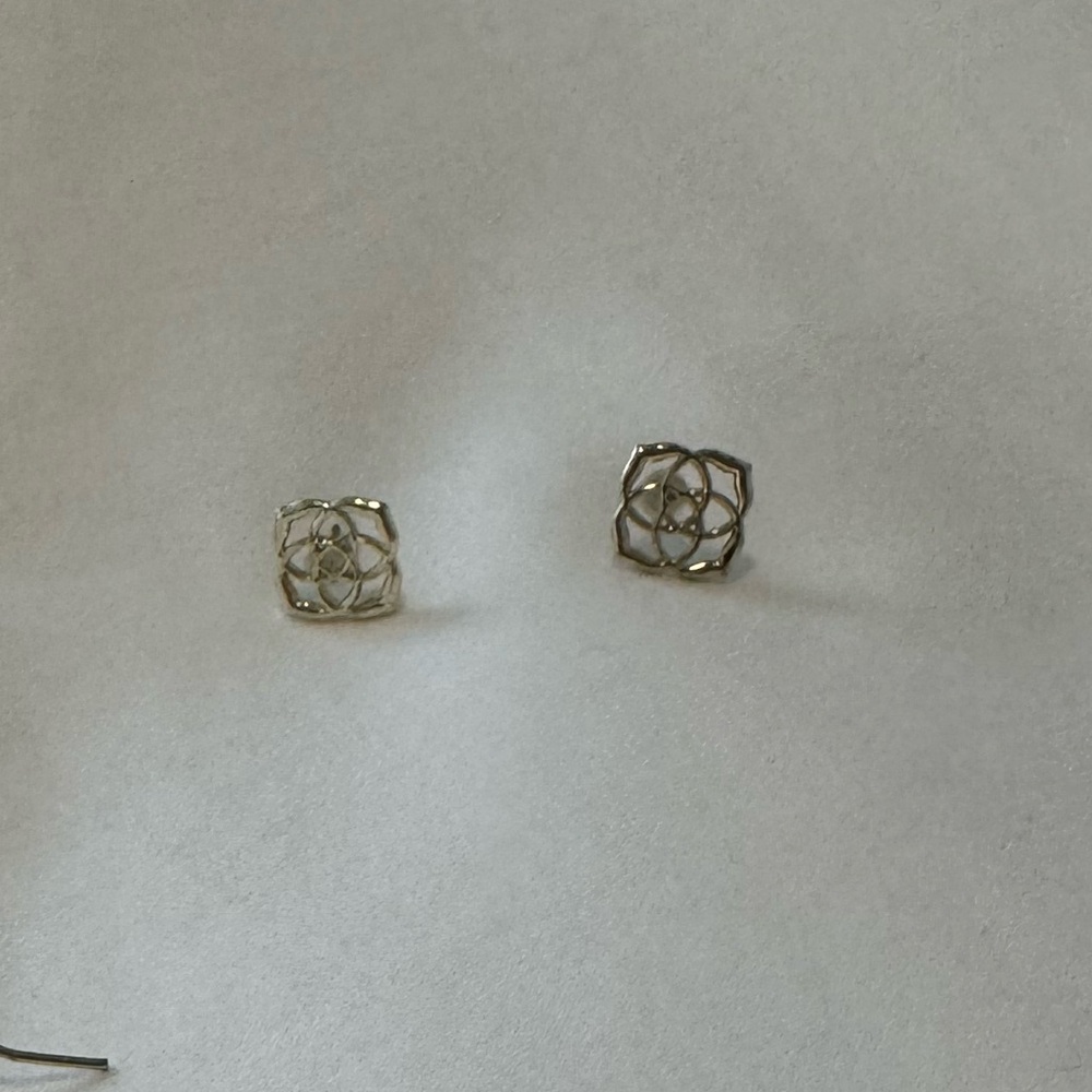 Kendra Scott stud earrings